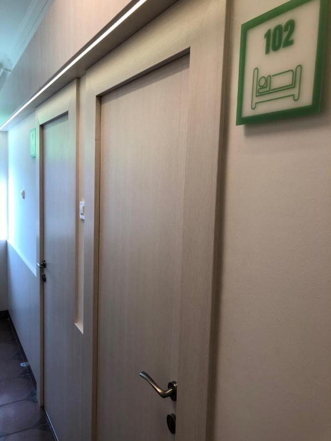 Kerekes Panzio Es Etterem Bed & Breakfast Balmazújváros Dış mekan fotoğraf