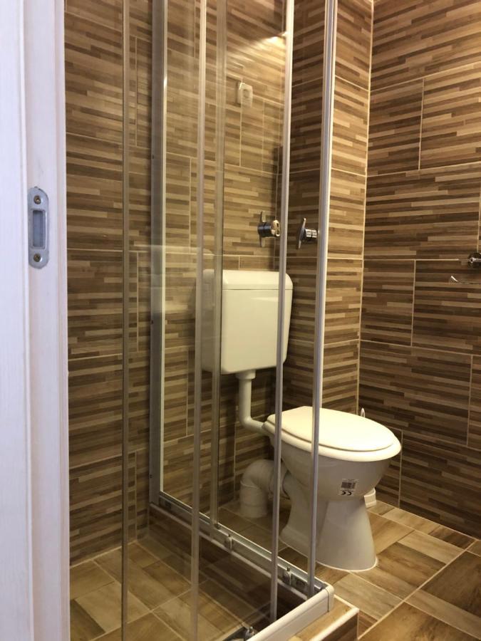 Kerekes Panzio Es Etterem Bed & Breakfast Balmazújváros Dış mekan fotoğraf
