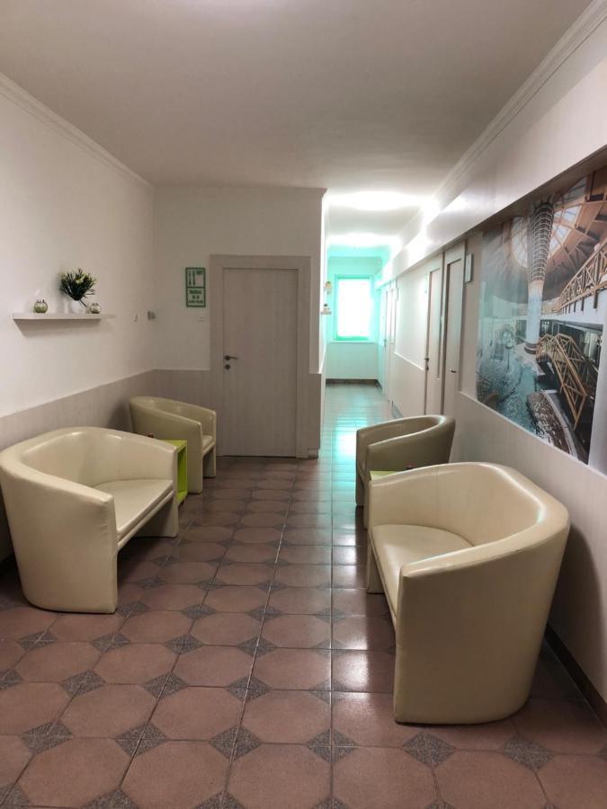 Kerekes Panzio Es Etterem Bed & Breakfast Balmazújváros Dış mekan fotoğraf