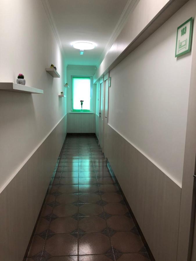 Kerekes Panzio Es Etterem Bed & Breakfast Balmazújváros Dış mekan fotoğraf